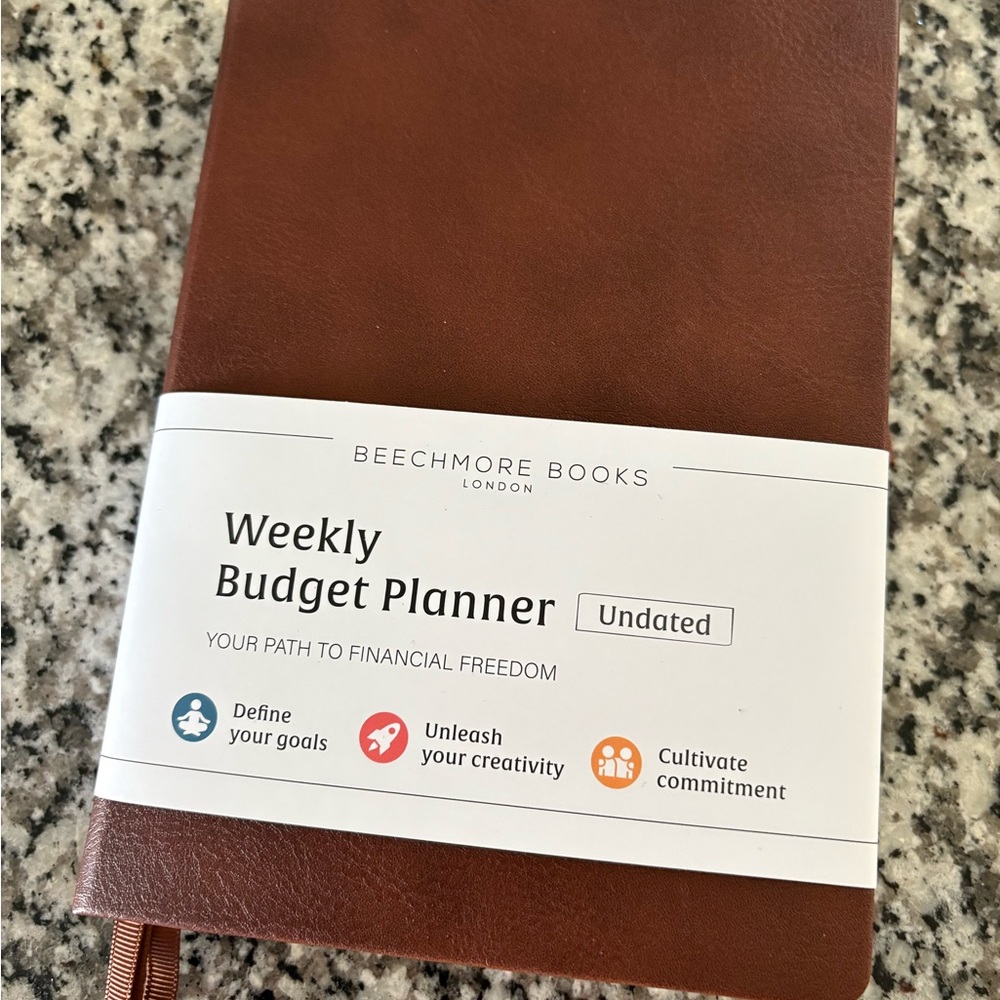 Brown Weekly Budget Planner